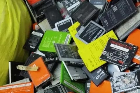 浦东新废旧聚合物电池回收|正规公司高价收UPS蓄电池